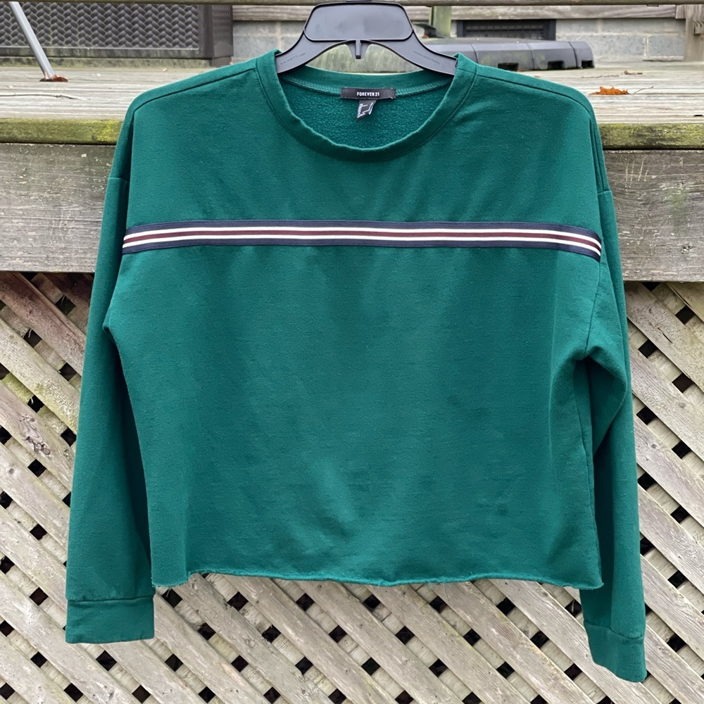 FOREVER 21 Athletic Cropped Sweatshirt